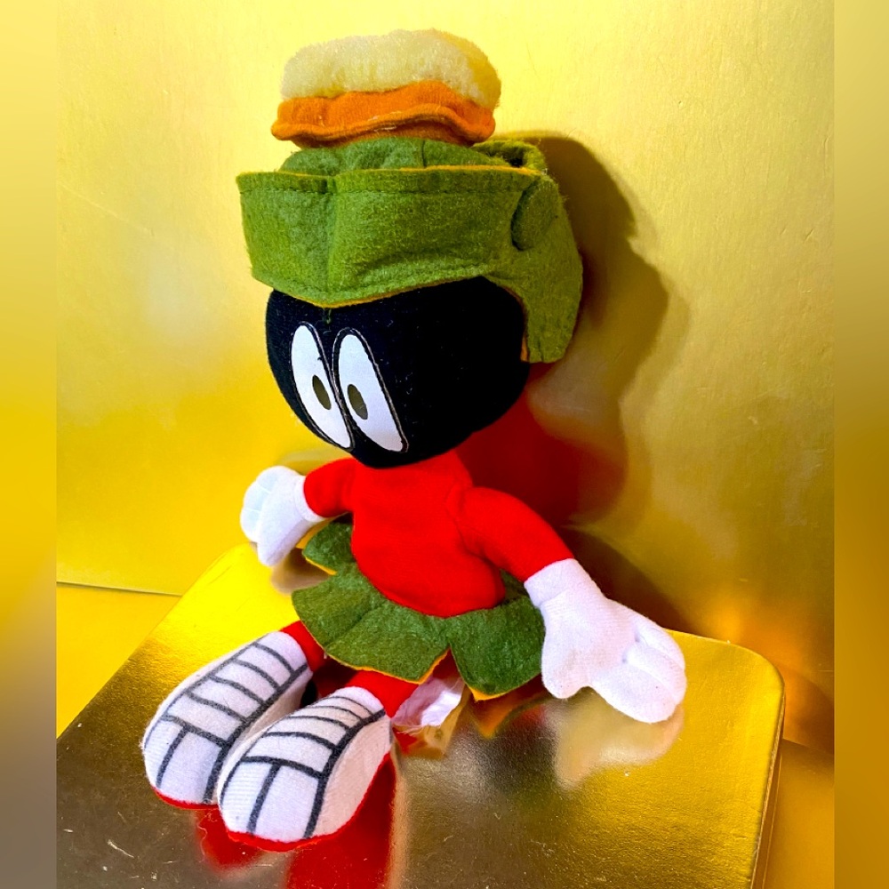 MARVIN THE MARTIAN COLLECTIBLE PLUSH VINTAGE 1998 WARNER BROS LOONEY TUNES